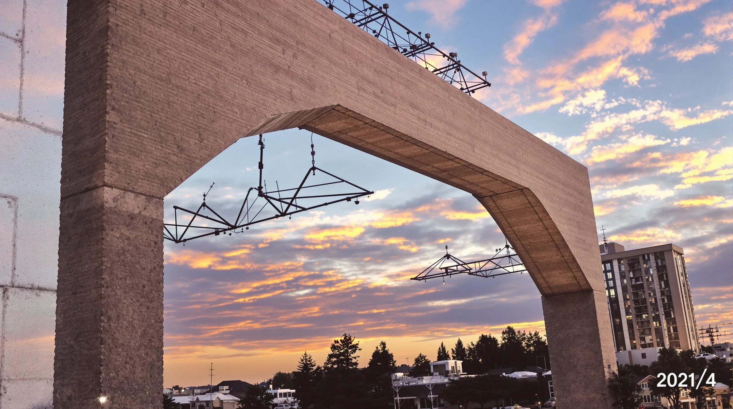 Monter les chaînes pour la première fois sous la tempête ? La pire erreur (testez chez vous)
